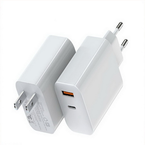 Настенное зарядное устройство USB C мощностью 65 Вт